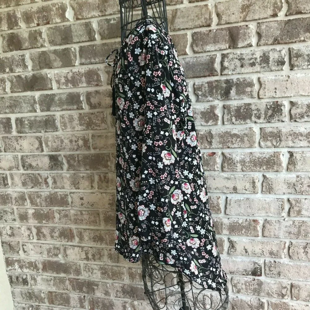 Kaari Blue Hi Low Floral Blouse Top Medium Everyday Essentials 3/4 Sleev… - Picture 10 of 12